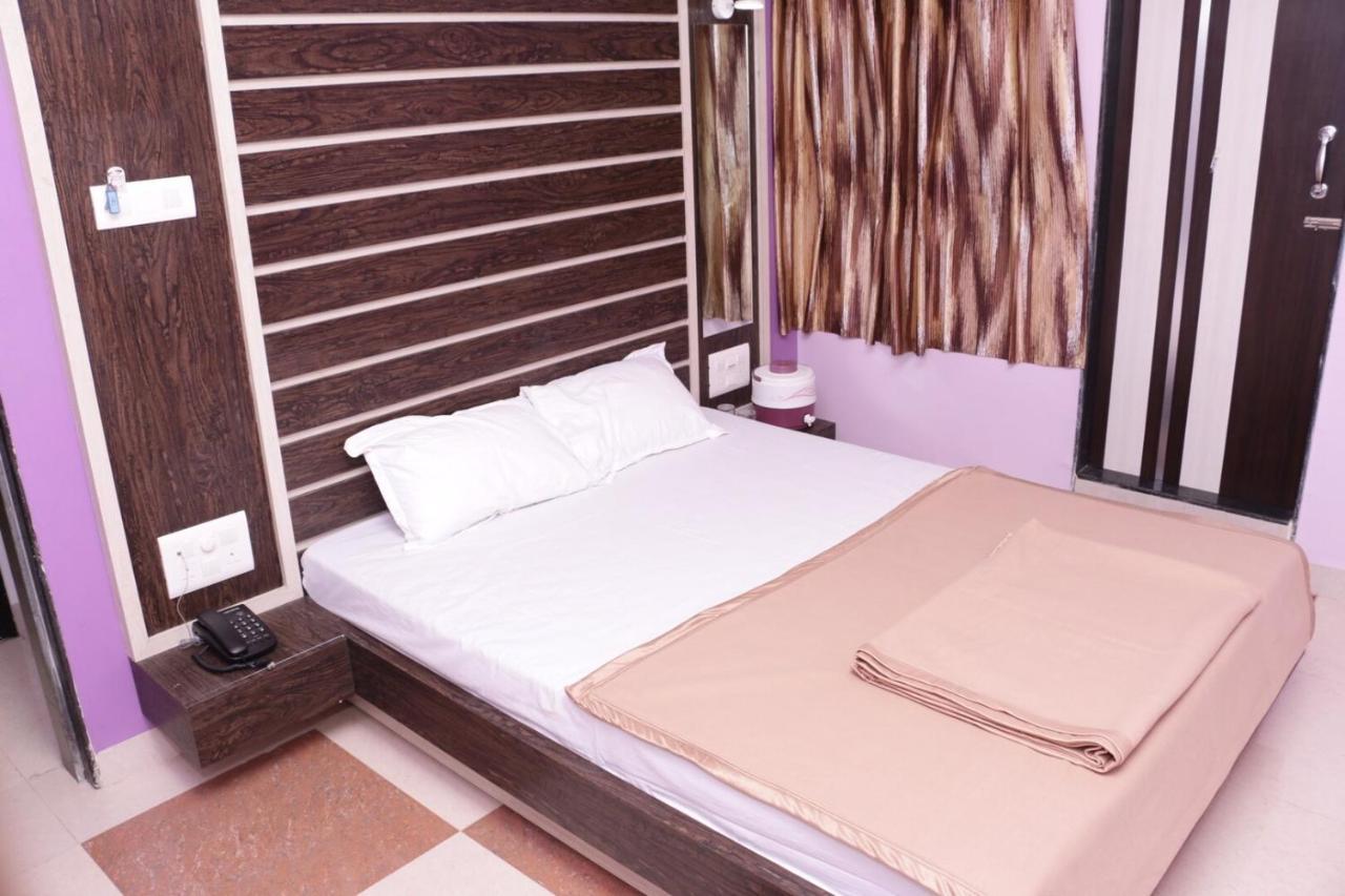 Golden Paying Guest House Diu Exteriör bild
