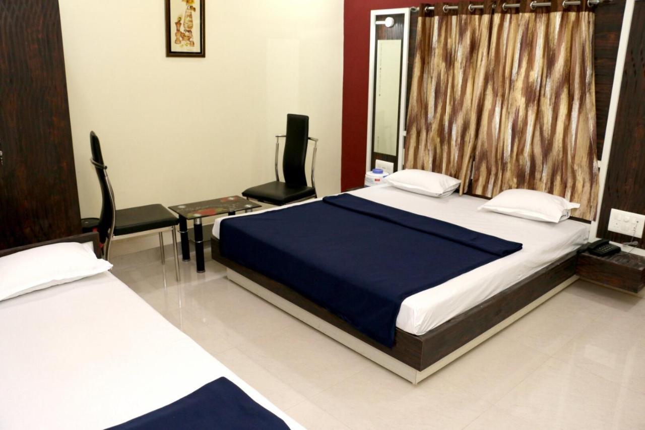 Golden Paying Guest House Diu Exteriör bild